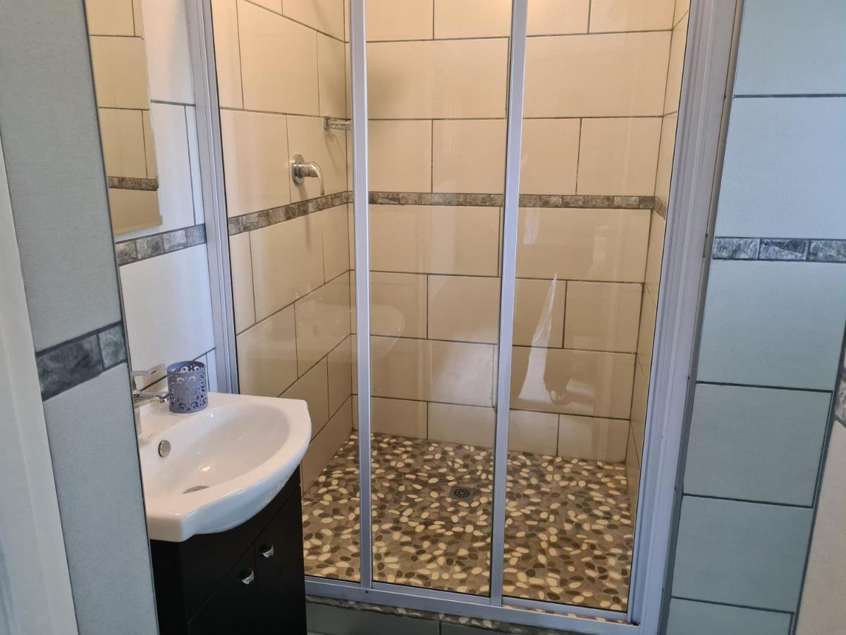 קרונסטד Berry Lane Guesthouse מראה חיצוני תמונה