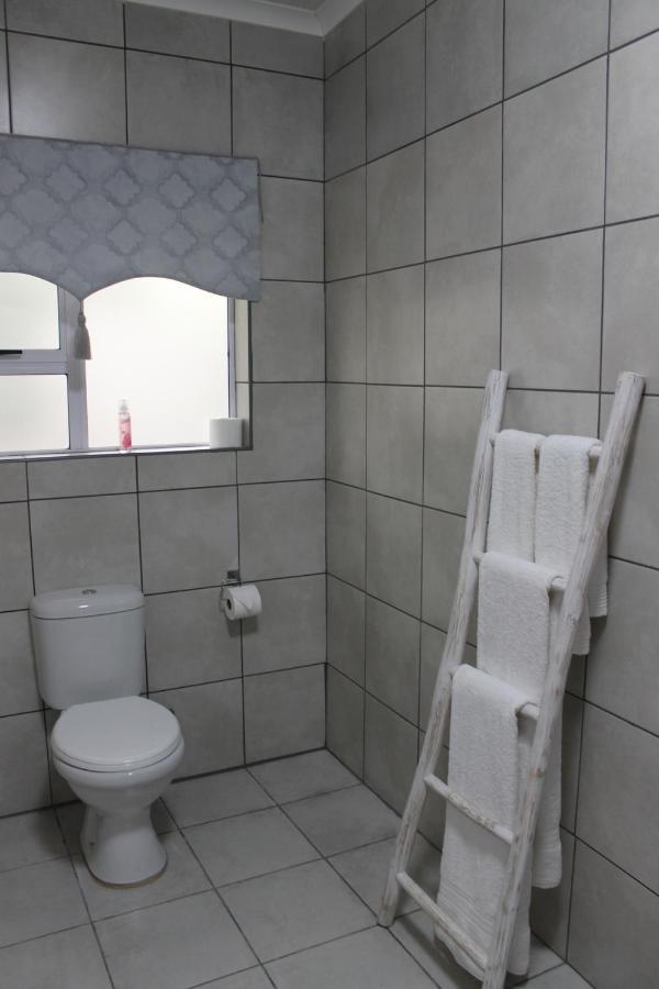 קרונסטד Berry Lane Guesthouse מראה חיצוני תמונה
