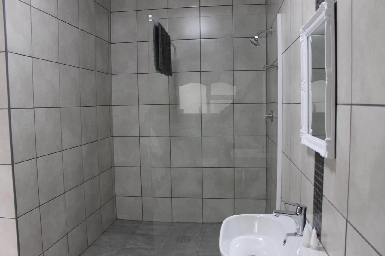 קרונסטד Berry Lane Guesthouse מראה חיצוני תמונה