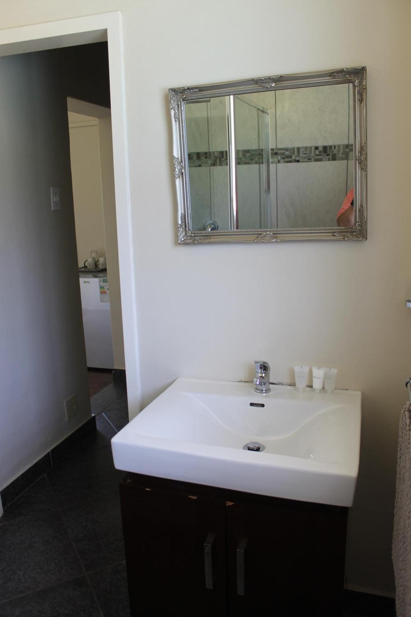 קרונסטד Berry Lane Guesthouse מראה חיצוני תמונה