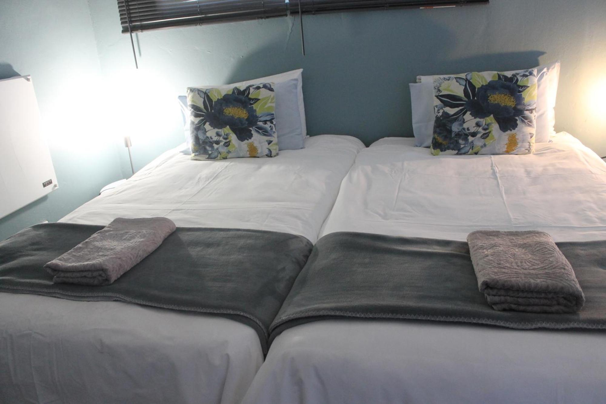 קרונסטד Berry Lane Guesthouse מראה חיצוני תמונה