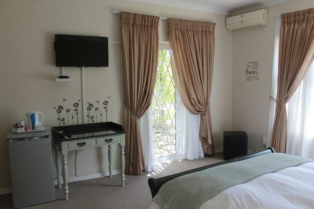 קרונסטד Berry Lane Guesthouse מראה חיצוני תמונה