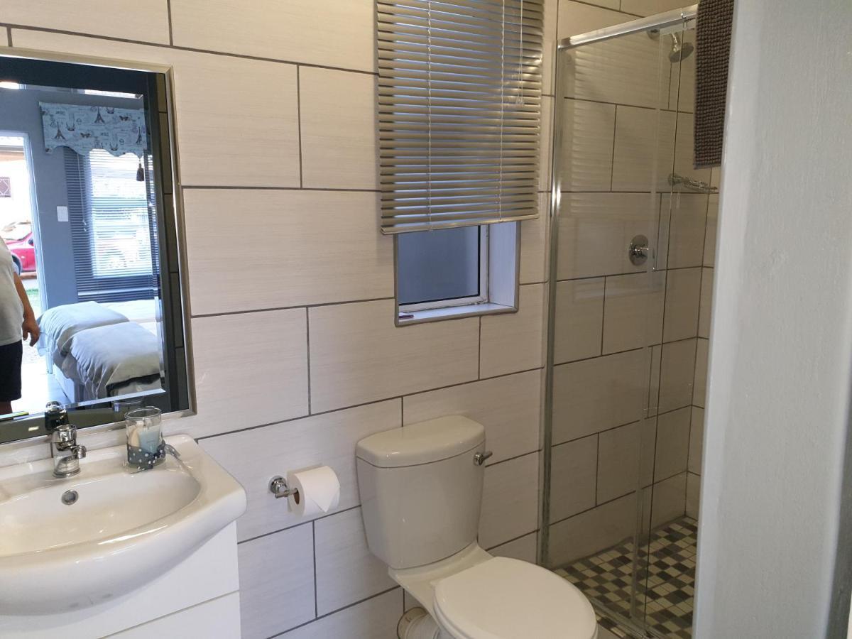 קרונסטד Berry Lane Guesthouse מראה חיצוני תמונה