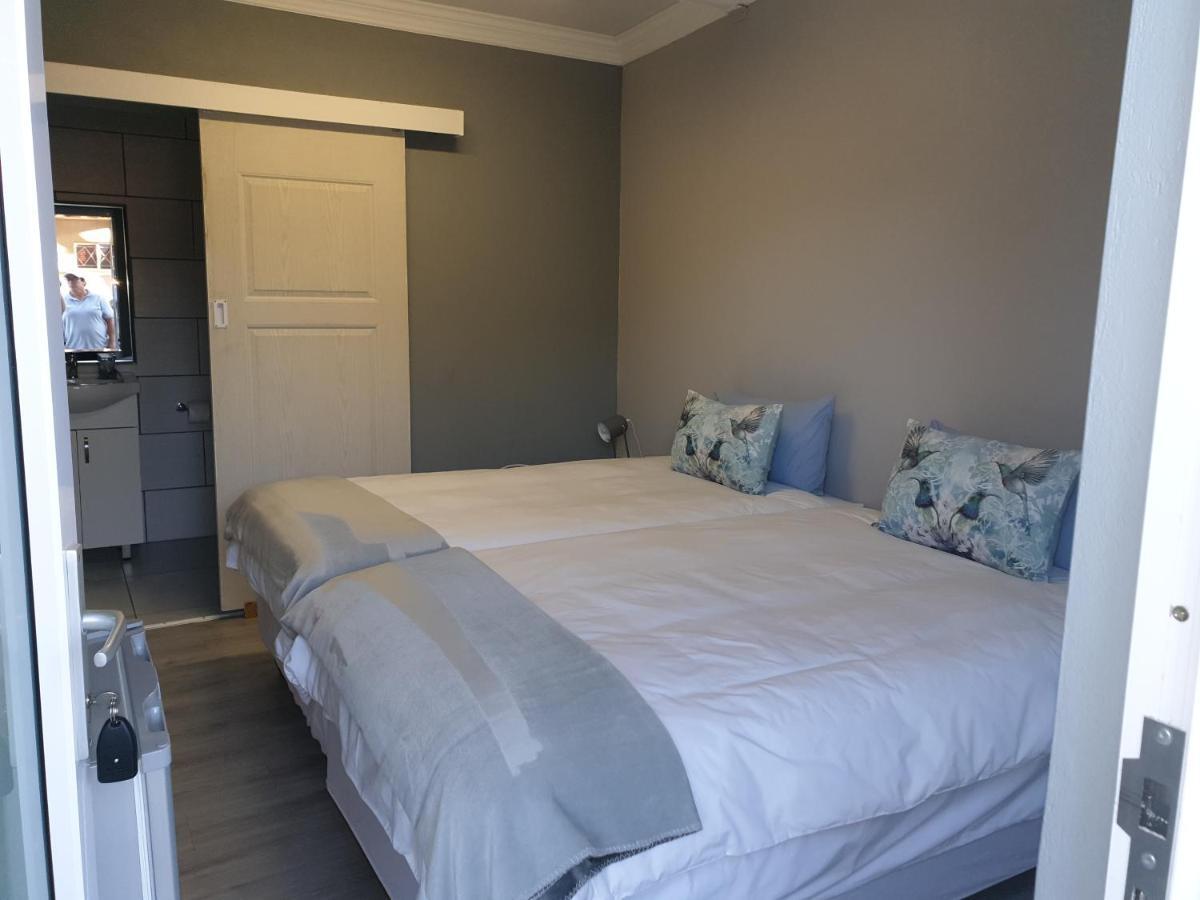 קרונסטד Berry Lane Guesthouse מראה חיצוני תמונה