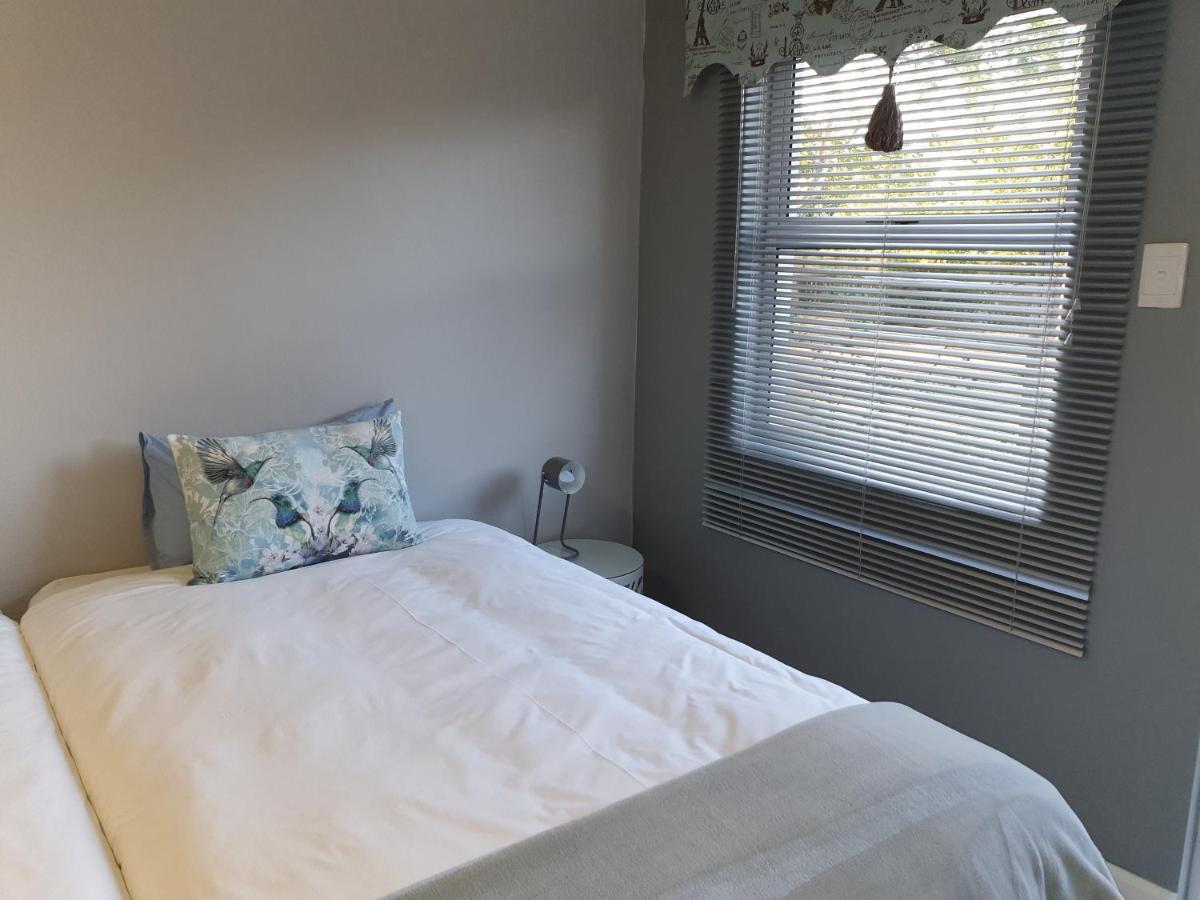 קרונסטד Berry Lane Guesthouse מראה חיצוני תמונה